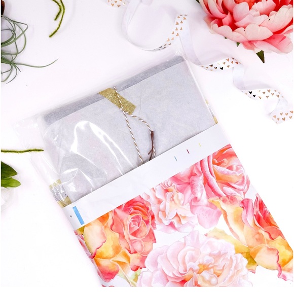 AUGUST PICK!! 20 Watercolor Blossom Poly Mailer 10 x 13 inch - Picture 2 of 4